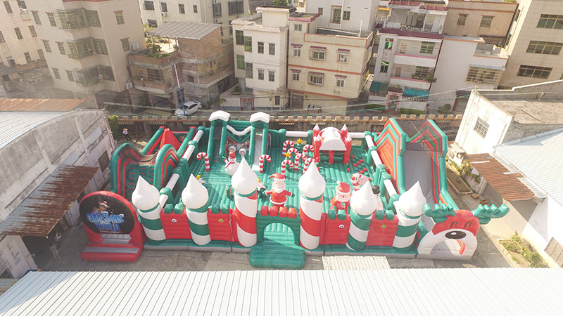 Christmas Inflatable Park EN14960 Compliant Designs